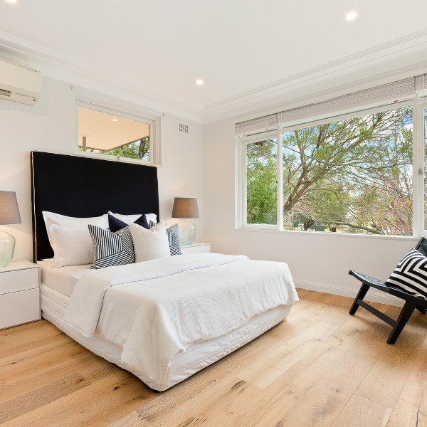 Smouldered European Oak, Clic Oak Range